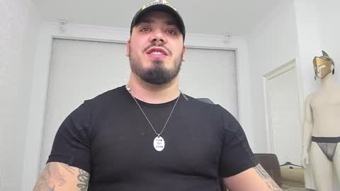 Snapshot of zackconnorsx chatting on 12/08/24, 10:14 Zack online show from 12/08/24, 10:14