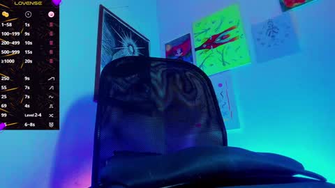 Snapshot of zackcum_ chatting on 12/21/24, 08:18 for you Zack online show from 12/21/24, 08:18