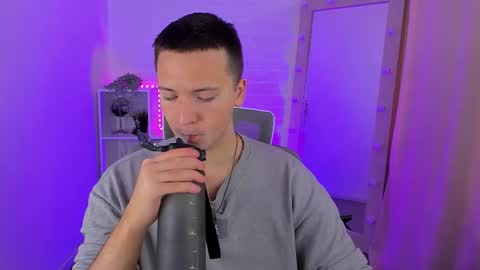 Zack online show from 09/23/25, 06:27