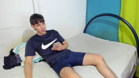 ZackMontiel07 online show from 10/23/25, 09:52