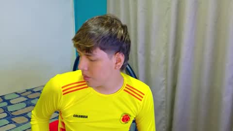 Snapshot of zackmontiel07 chatting on 02/07/26, 09:13 ZackMontiel07 online show from 02/07/26, 09:13