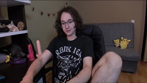 Snapshot of zackstivensen chatting on 12/02/24, 11:51 Zachary next stream on monday online show from 12/02/24, 11:51