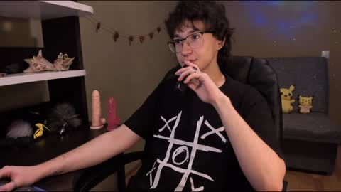 Snapshot of zackstivensen chatting on 02/05/25, 11:50 Zachary next stream on monday online show from 02/05/25, 11:50