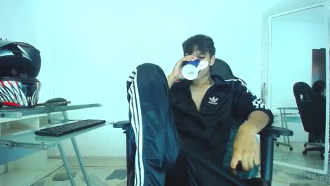 zack online show from 12/24/24, 09:11