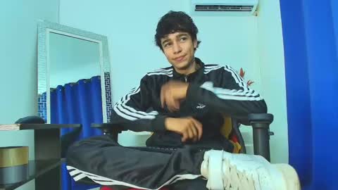 zack online show from 02/19/25, 08:31