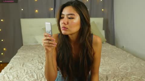 Marina online show from 11/10/25, 03:27