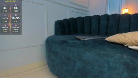 Snapshot of zafiiro_20 chatting on 04/22/26, 07:37 Zafiro online show from 04/22/26, 07:37
