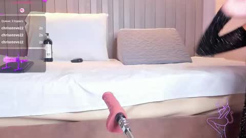 Snapshot of zafiro11_ chatting on 02/03/26, 06:40 Zafiro online show from 02/03/26, 06:40