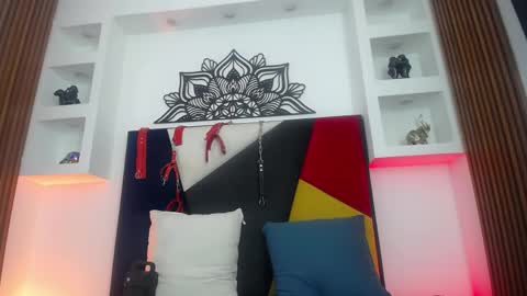 Snapshot of zafiro_cat chatting on 05/28/26, 10:18 Zafiro online show from 05/28/26, 10:18