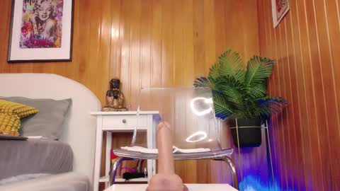 Karina  online show from 01/17/26, 08:34