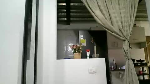 Snapshot of zafiro_rubi chatting on 04/01/26, 02:36 Zafiro online show from 04/01/26, 02:36