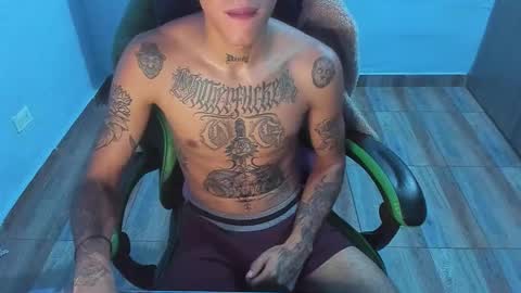 BiG Zafiro online show from 11/26/25, 02:56