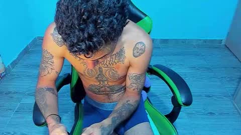 BiG Zafiro online show from 02/15/26, 11:30