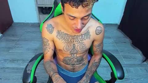 Snapshot of zafirocum chatting on 03/15/26, 12:11 BiG Zafiro online show from 03/15/26, 12:11