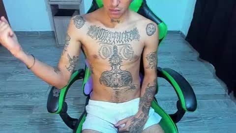 Snapshot of zafirocum chatting on 03/26/26, 01:49 BiG Zafiro online show from 03/26/26, 01:49