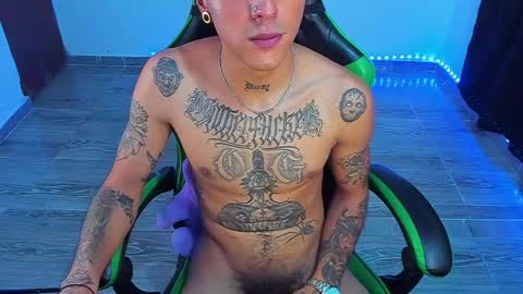BiG Zafiro online show from 05/16/26, 01:13