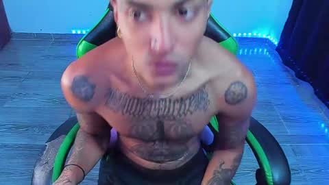 BiG Zafiro online show from 05/24/26, 11:37