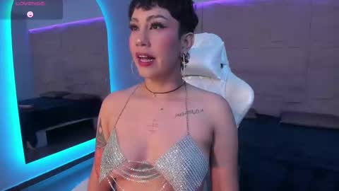 Zaha online show from 09/29/25, 11:31