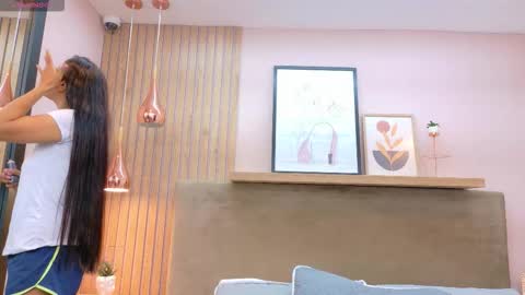 Snapshot of zahara_fox chatting on 03/14/26, 08:14 ZAHARA online show from 03/14/26, 08:14