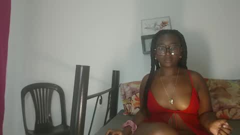 Snapshot of zahhysims chatting on 12/29/24, 09:20 zahhy online show from 12/29/24, 09:20