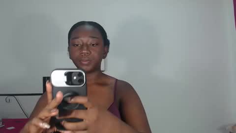 Snapshot of zahhysims chatting on 02/22/25, 10:29 zahhy online show from 02/22/25, 10:29