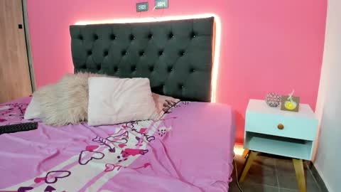 Snapshot of zahra_rose chatting on 11/28/25, 02:20 zahra_rose online show from 11/28/25, 02:20