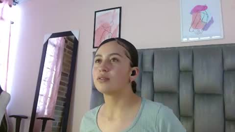Snapshot of zaida_1 chatting on 06/27/26, 09:20 Zaida online show from 06/27/26, 09:20