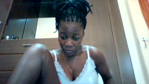 Snapshot of zainxxxx chatting on 06/29/26, 10:26 zainxxxx online show from 06/29/26, 10:26