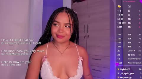 Snapshot of zaira_montero chatting on 01/12/26, 02:17 Zaira online show from 01/12/26, 02:17
