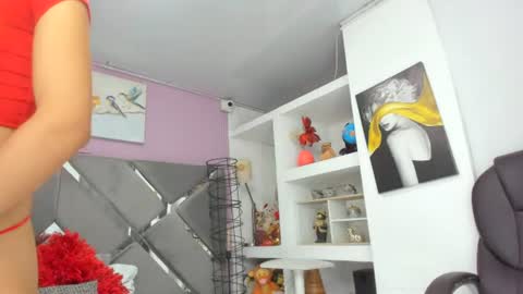Snapshot of zaira_sofiaa_ chatting on 06/14/26, 02:24 ZAIRA online show from 06/14/26, 02:24