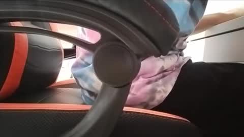 Snapshot of zaku_ chatting on 10/17/25, 09:12 zeon online show from 10/17/25, 09:12