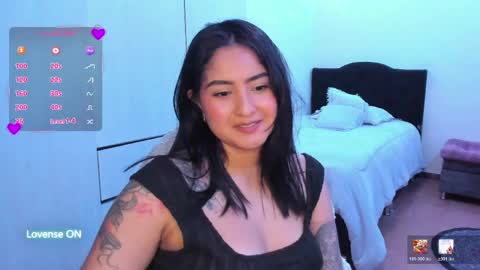 Snapshot of zakura_ania chatting on 04/30/26, 02:40 zakura_ania online show from 04/30/26, 02:40