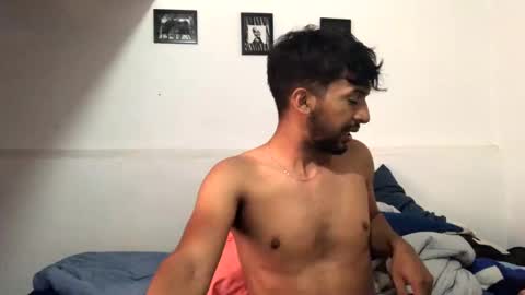 Snapshot of zaleh436460 chatting on 01/26/25, 08:45 RAJ online show from 01/26/25, 08:45