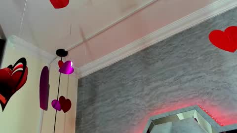 Snapshot of zami_escobar_of chatting on 02/13/26, 06:59 online show from 02/13/26, 06:59