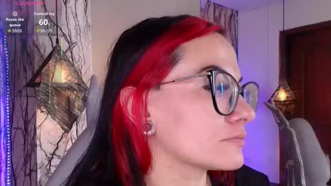 Snapshot of zami_escobar_of chatting on 03/01/26, 05:26 online show from 03/01/26, 05:26