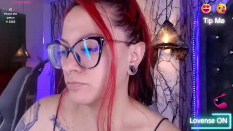 Snapshot of zami_escobar_of chatting on 03/26/26, 06:57 online show from 03/26/26, 06:57