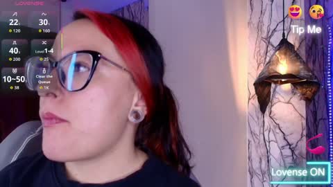 Snapshot of zami_escobar_of chatting on 04/01/26, 04:37 online show from 04/01/26, 04:37