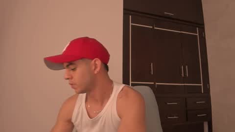 Snapshot of zamir_scott chatting on 09/08/25, 08:41 zamir online show from 09/08/25, 08:41