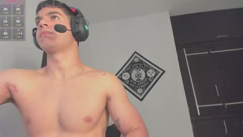 Snapshot of zamir_scott chatting on 10/18/25, 08:53 zamir online show from 10/18/25, 08:53