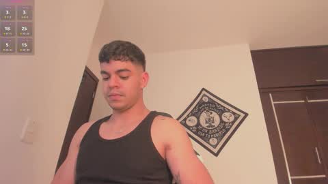 Snapshot of zamir_scott chatting on 11/14/25, 09:02 zamir online show from 11/14/25, 09:02