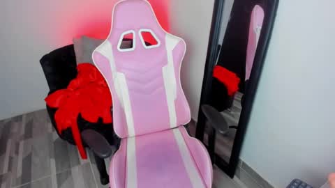 Snapshot of zamira_taylor chatting on 03/10/25, 11:16 zamira_taylor online show from 03/10/25, 11:16