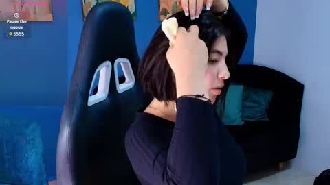 Snapshot of zamira_taylor chatting on 10/21/25, 12:00 zamira_taylor online show from 10/21/25, 12:00