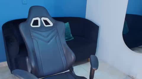 Snapshot of zamira_taylor chatting on 11/11/25, 03:28 zamira_taylor online show from 11/11/25, 03:28