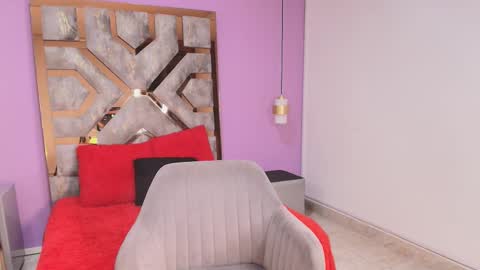 zamira_taylor online show from 12/17/25, 02:06