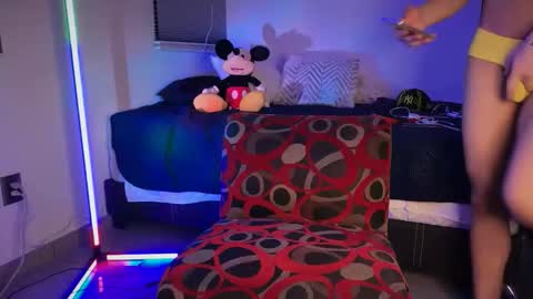 Snapshot of zamirxxxbig chatting on 02/22/26, 04:02 zamirxxxbig online show from 02/22/26, 04:02