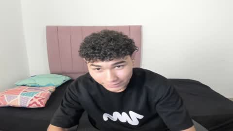 Snapshot of zammcito_ chatting on 12/18/24, 02:10 zamm online show from 12/18/24, 02:10