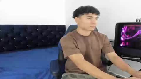 Snapshot of zammcito_ chatting on 01/07/25, 02:10 zamm online show from 01/07/25, 02:10