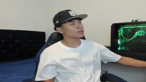 Snapshot of zammcito_ chatting on 01/19/25, 02:36 zamm online show from 01/19/25, 02:36