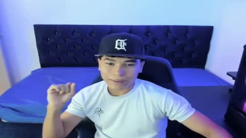 Snapshot of zammcito_ chatting on 01/22/25, 04:02 zamm online show from 01/22/25, 04:02