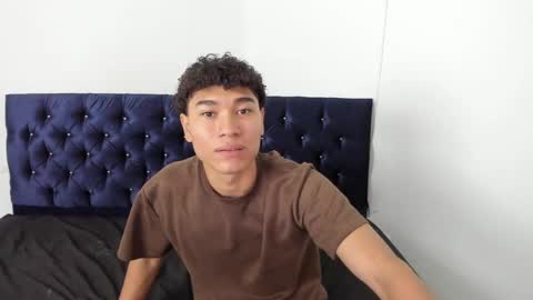 Snapshot of zammcito_ chatting on 02/15/25, 01:53 zamm online show from 02/15/25, 01:53